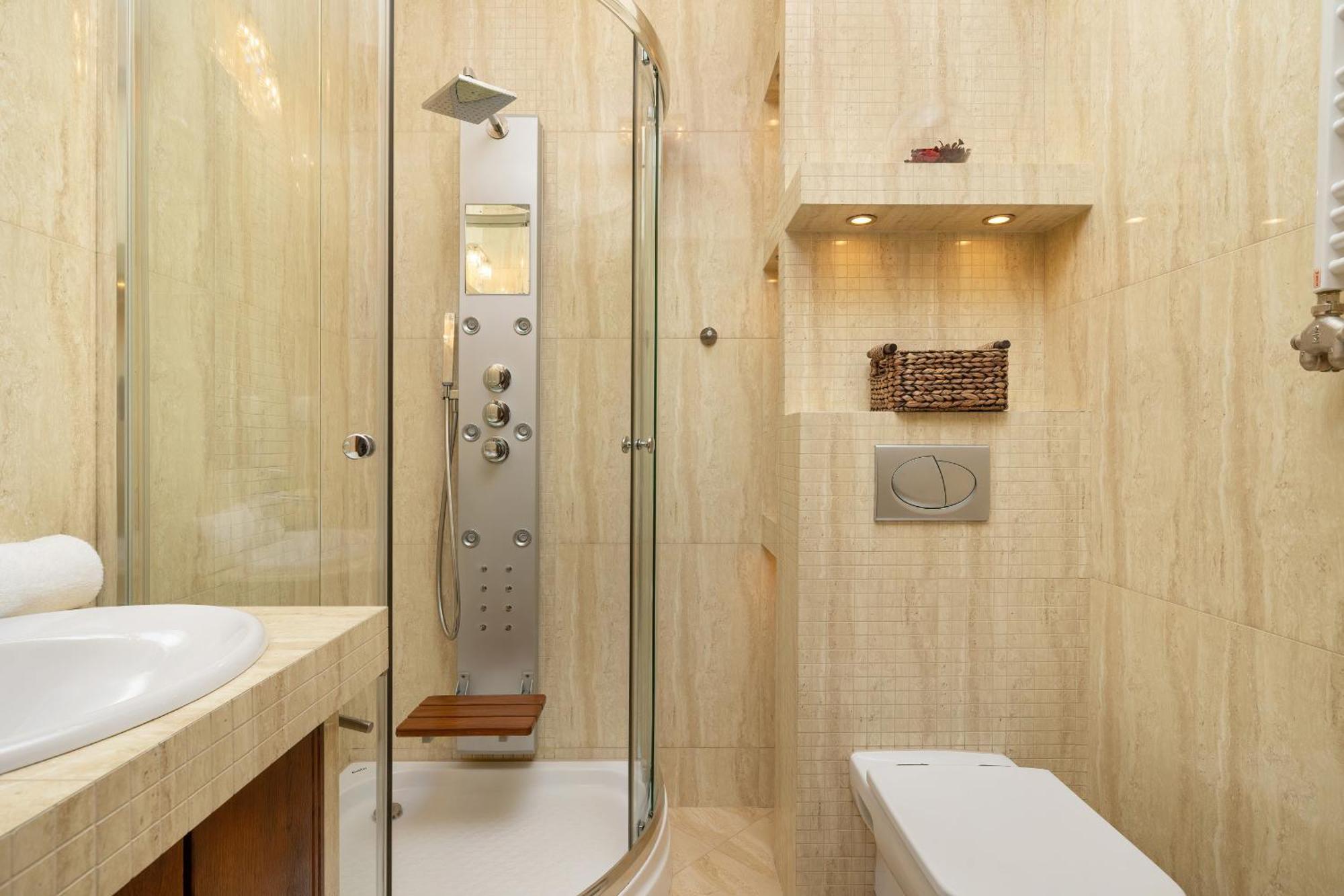 Przytulny Apartament Z Klimatyzacja I Parkingiem By Noclegi Renters Cracovia Esterno foto