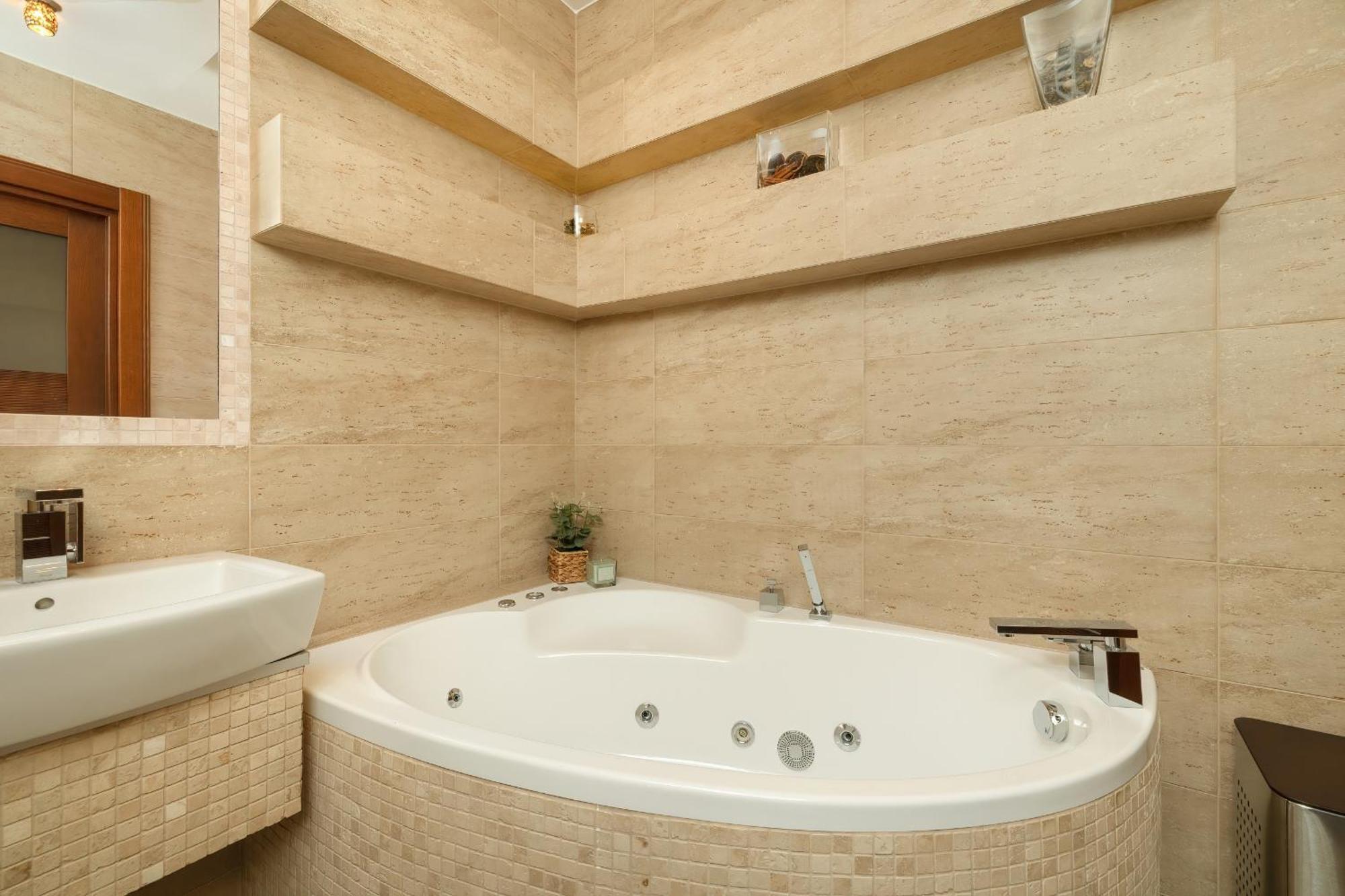 Przytulny Apartament Z Klimatyzacja I Parkingiem By Noclegi Renters Cracovia Esterno foto