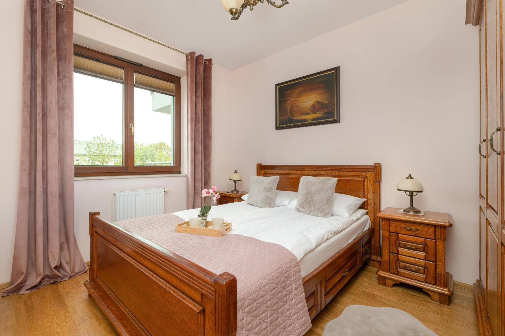 Przytulny Apartament Z Klimatyzacja I Parkingiem By Noclegi Renters Cracovia Esterno foto